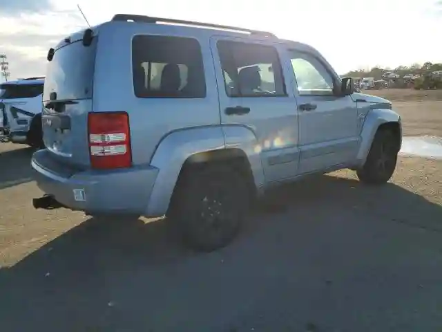 1C4PJMAK3CW133047 2012 JEEP LIBERTY-2