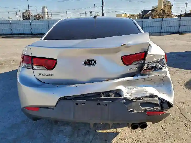 KNAFU6A25B5429171 2011 KIA FORTE-5