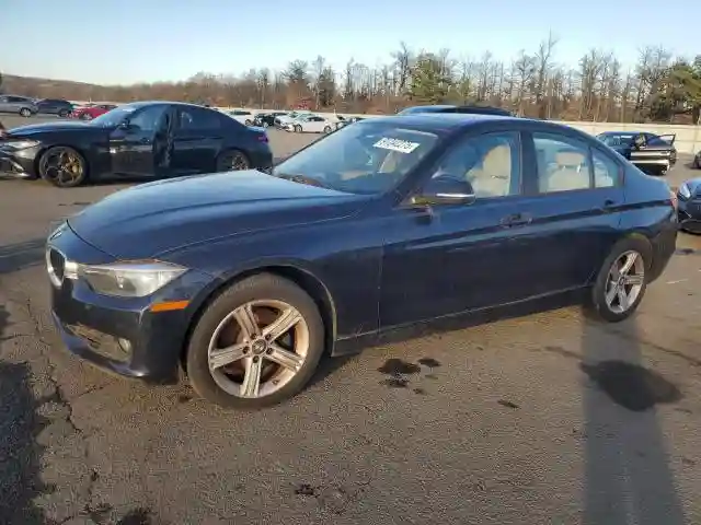 WBA3B5G51DNS00588 2013 BMW 3 SERIES-0