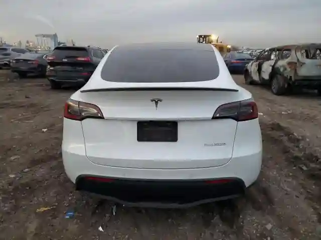 7SAYGDEF0NF487778 2022 TESLA MODEL Y-5