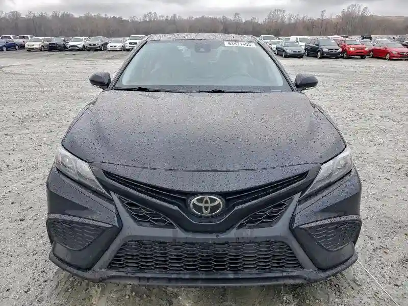 4T1T11AK9NU055980 2022 TOYOTA CAMRY-4