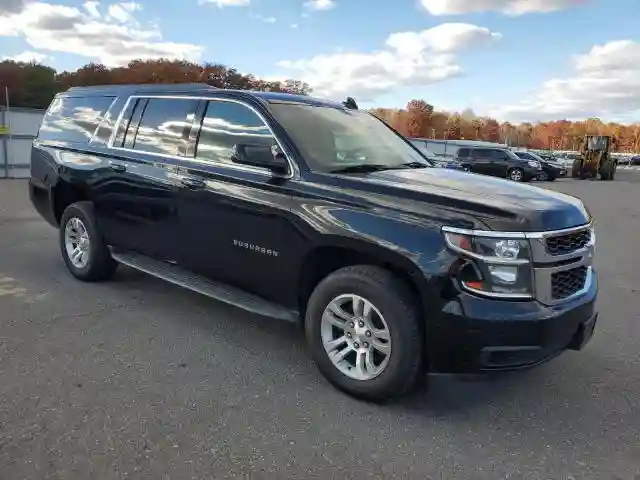 1GNSKHKC9KR189049 2019 CHEVROLET SUBURBAN-3