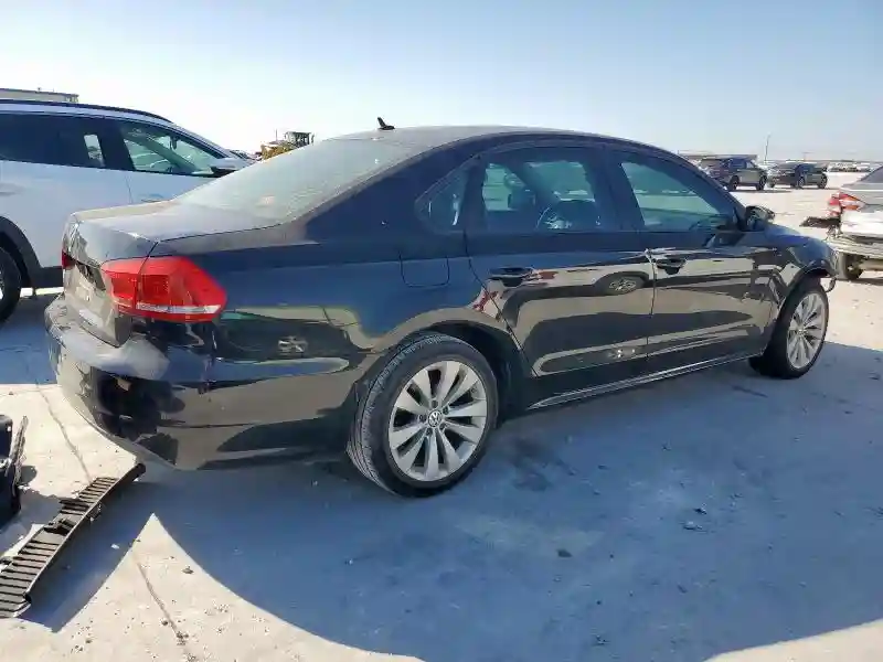 1VWAH7A38EC017744 2014 VOLKSWAGEN PASSAT-2