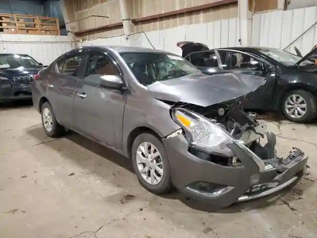 3N1CN7AP5JL824294 2018 NISSAN VERSA-3