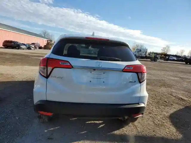 3CZRU6H32KM111382 2019 HONDA HR-V-5