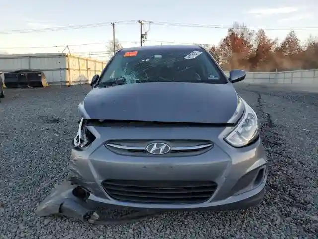 KMHCT5AEXHU343135 2017 HYUNDAI ACCENT-4