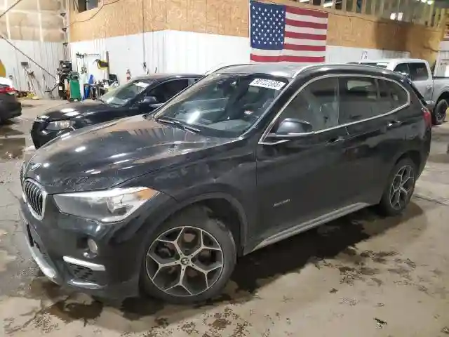 WBXHT3C35H5F87284 2017 BMW X1-0