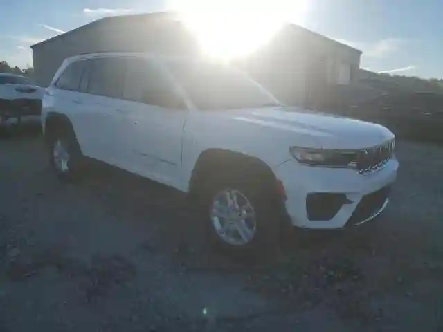 1C4RJGAG5SC288978 2025 JEEP GRAND CHEROKEE-3