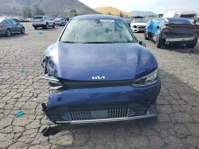 KNDC3DLC9R5188664 2024 KIA EV6 LIGHT-4