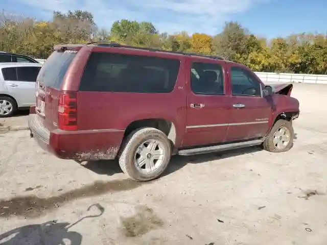 1GNSKKE35BR120478 2011 CHEVROLET SUBURBAN-2