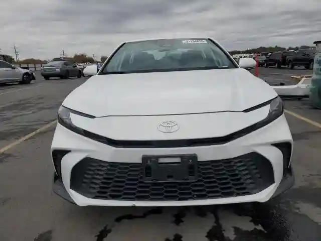 4T1DBADK6SU003344 2025 TOYOTA CAMRY-4