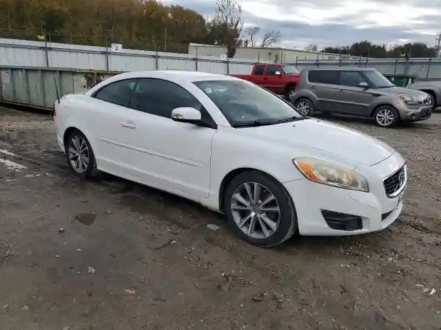 YV1672MCXBJ118635 2011 VOLVO C70-3
