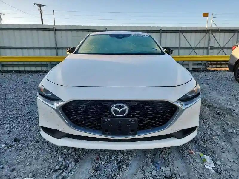 JM1BPABL0M1330707 2021 MAZDA 3-4