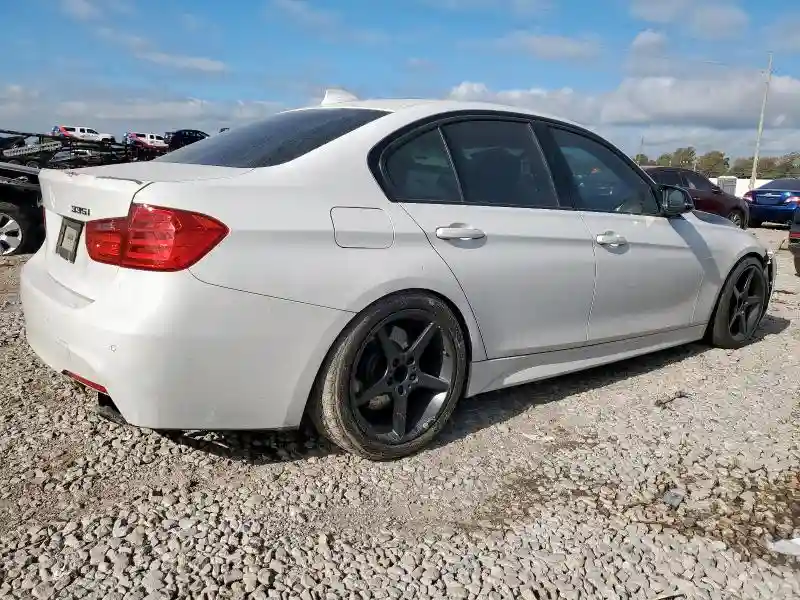 WBA3A9G51ENS64576 2014 BMW 3 SERIES-2