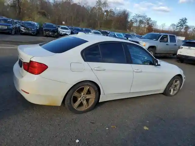 WBA3C3C55DF979561 2013 BMW 3 SERIES-2