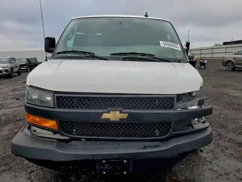 1GCWGAFP3P1157266 2023 CHEVROLET EXPRESS-4