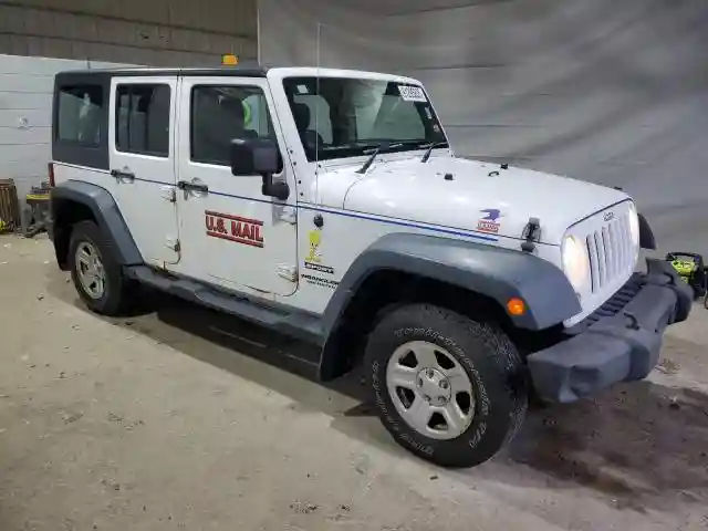 1C4BJWKG9EL148723 2014 JEEP WRANGLER-3