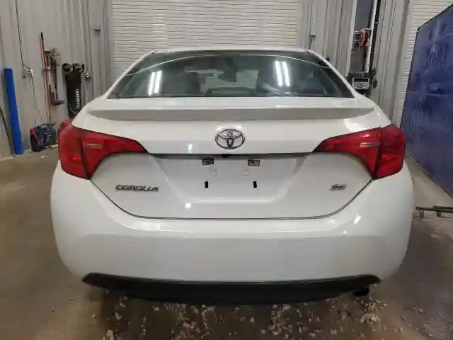 5YFBURHE7JP829589 2018 TOYOTA COROLLA-5