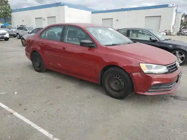 3VW267AJ2GM245586 2016 VOLKSWAGEN JETTA-3