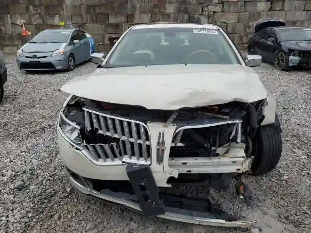 3LNDL2L39CR800676 2012 LINCOLN MKZ-4