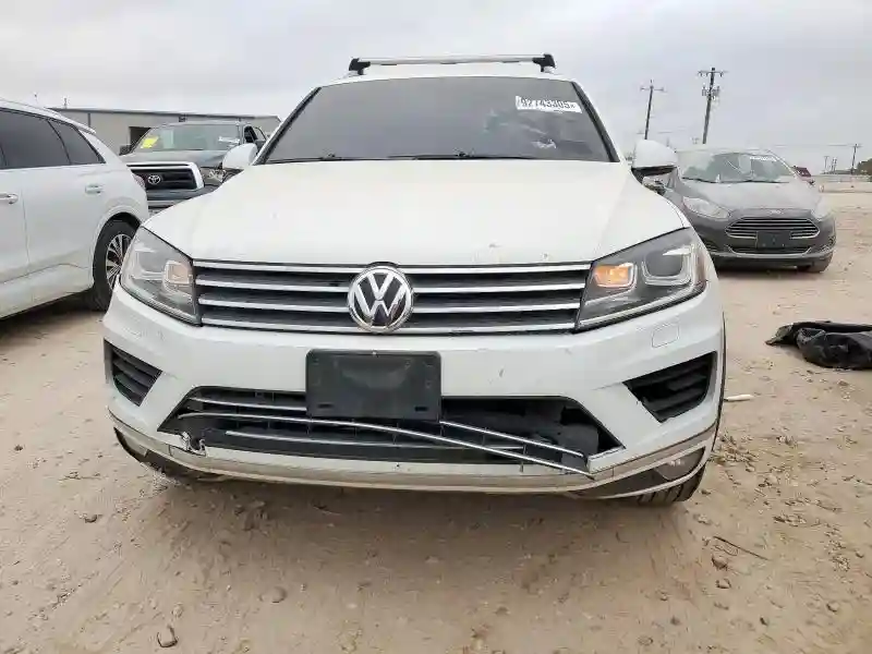 WVGEF9BP9GD000516 2016 VOLKSWAGEN TOUAREG-4
