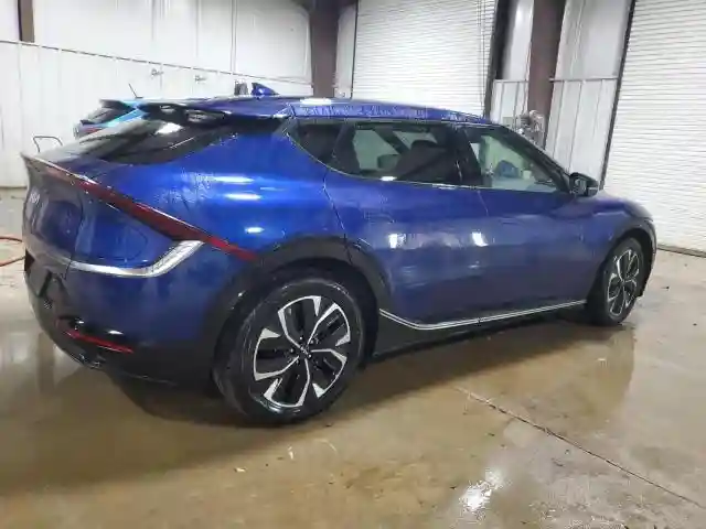 KNDC34LA8P5156686 2023 KIA ALL OTHER-2