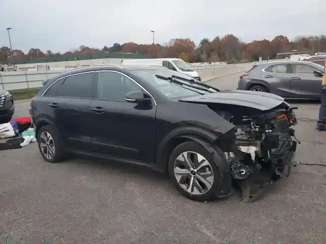 KNDCC3LG3N5158731 2022 KIA NIRO S-3