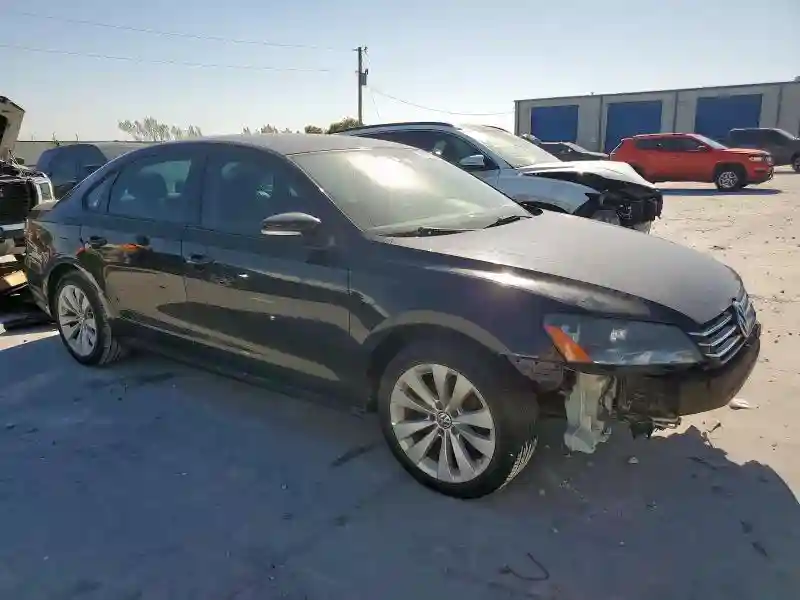 1VWAH7A38EC017744 2014 VOLKSWAGEN PASSAT-3