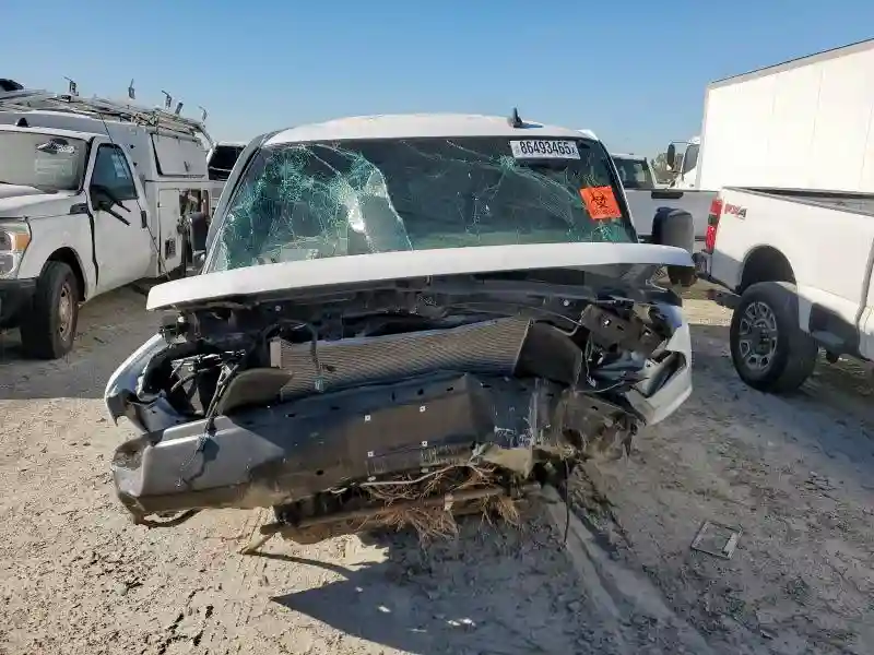 1GCZGHF70R1225905 2024 CHEVROLET EXPRESS-4
