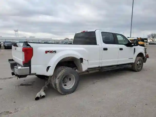 1FT8W3DT8HEB21476 2017 FORD F350-2