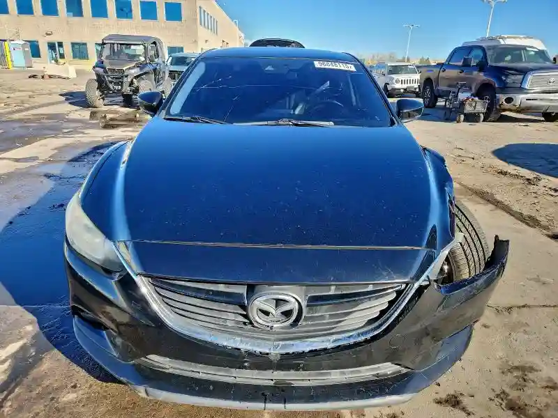 JM1GL1V55H1118891 2017 MAZDA 6-4