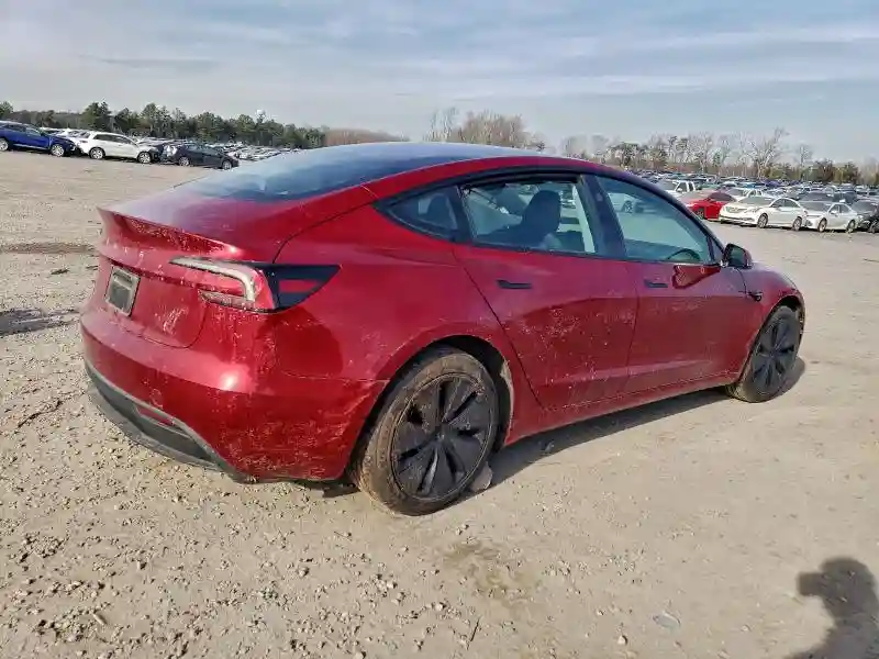 5YJ3E1EA5SF900581 2025 TESLA MODEL 3-2