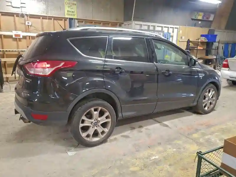 1FMCU9J95FUB18139 2015 FORD ESCAPE-2