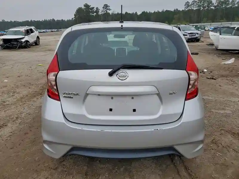 3N1CE2CPXJL369796 2018 NISSAN VERSA-5
