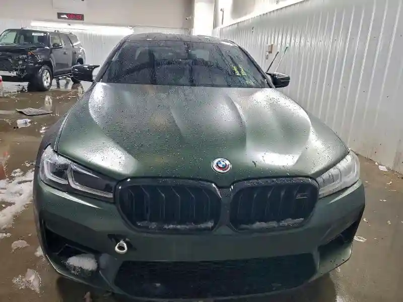 WBS83CH09PCL44962 2023 BMW M5-4