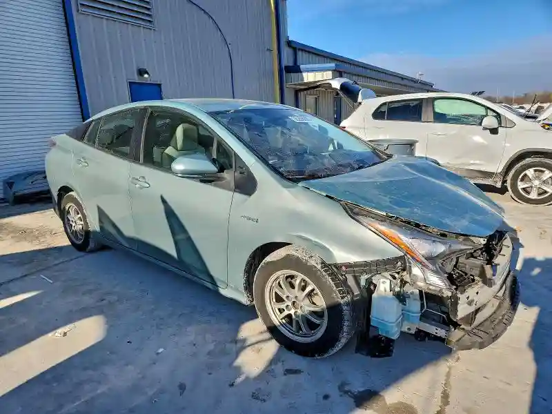 JTDKBRFU6G3010588 2016 TOYOTA PRIUS-3