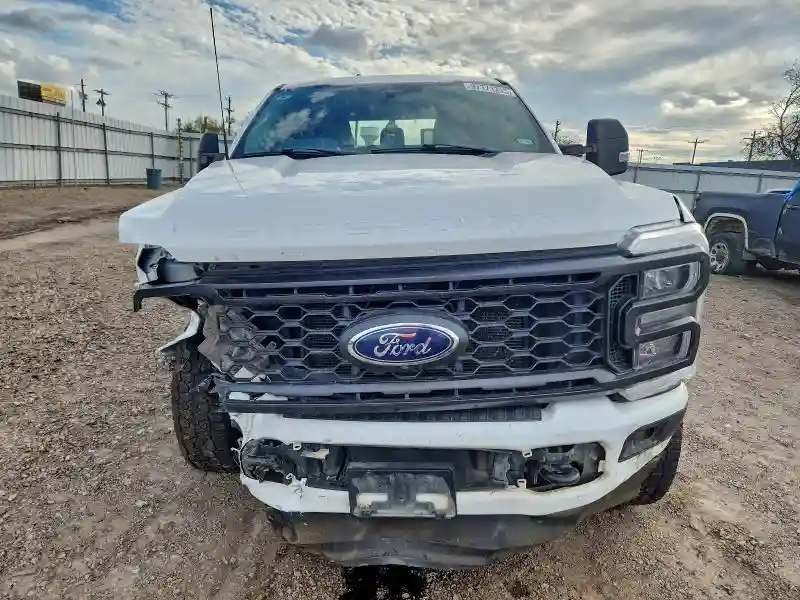 1FT8W2BA1PEC99272 2023 FORD F250-4