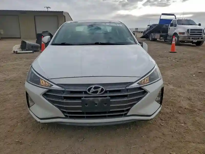 5NPD84LF4LH551864 2020 HYUNDAI ELANTRA-4