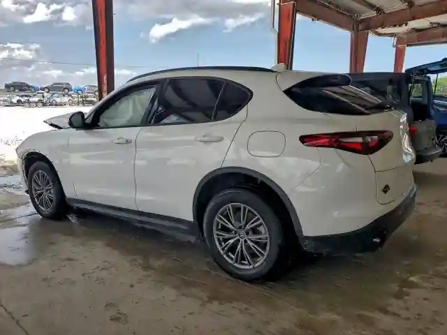 ZASPAJAN5N7D28208 2022 ALFA ROMEO STELVIO-1