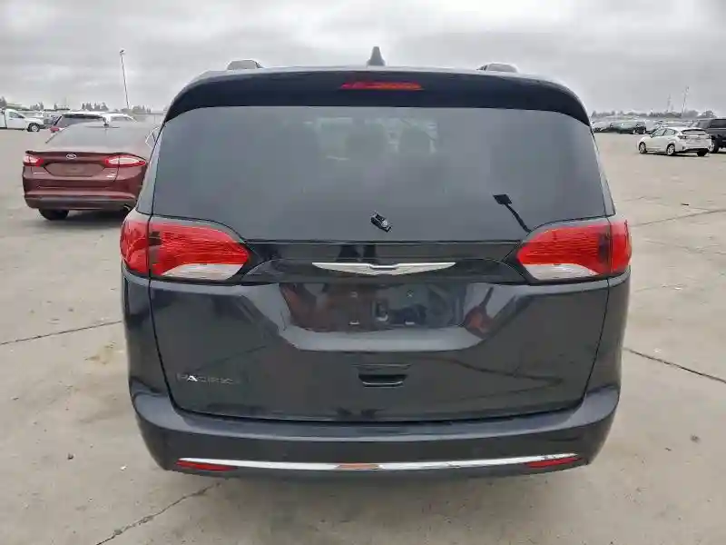 2C4RC1BG2HR820855 2017 CHRYSLER PACIFICA-5