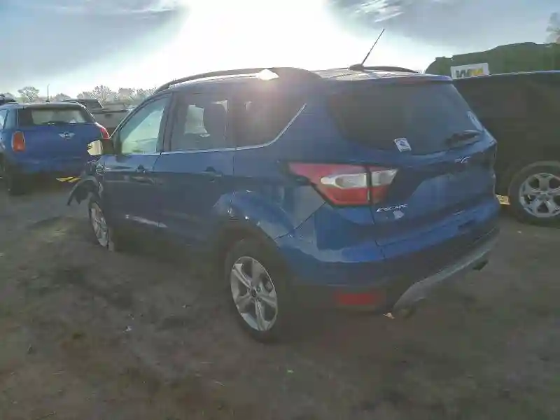 1FMCU9GD3JUA97487 2018 FORD ESCAPE-1