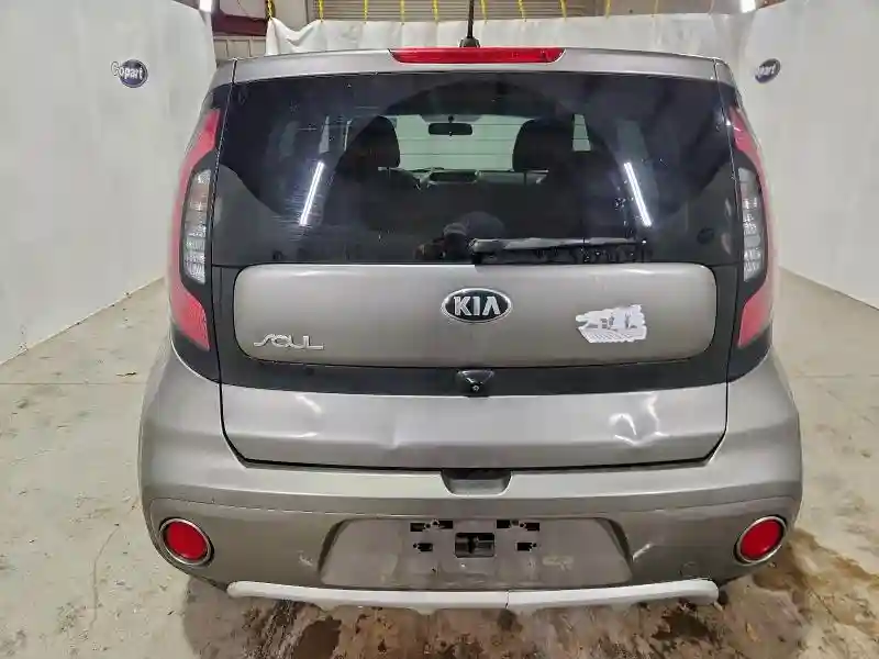 KNDJP3A54J7535109 2018 KIA SOUL-5