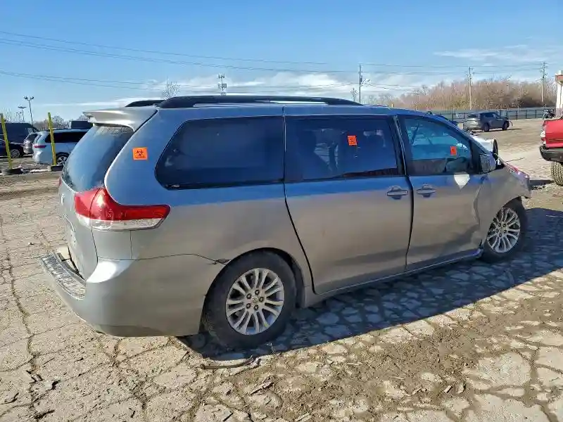 5TDYK3DC7DS356550 2013 TOYOTA ALL MODELS-2