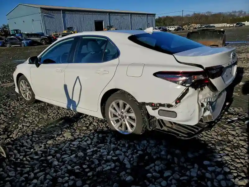 4T1C11AK9NU045966 2022 TOYOTA CAMRY-1