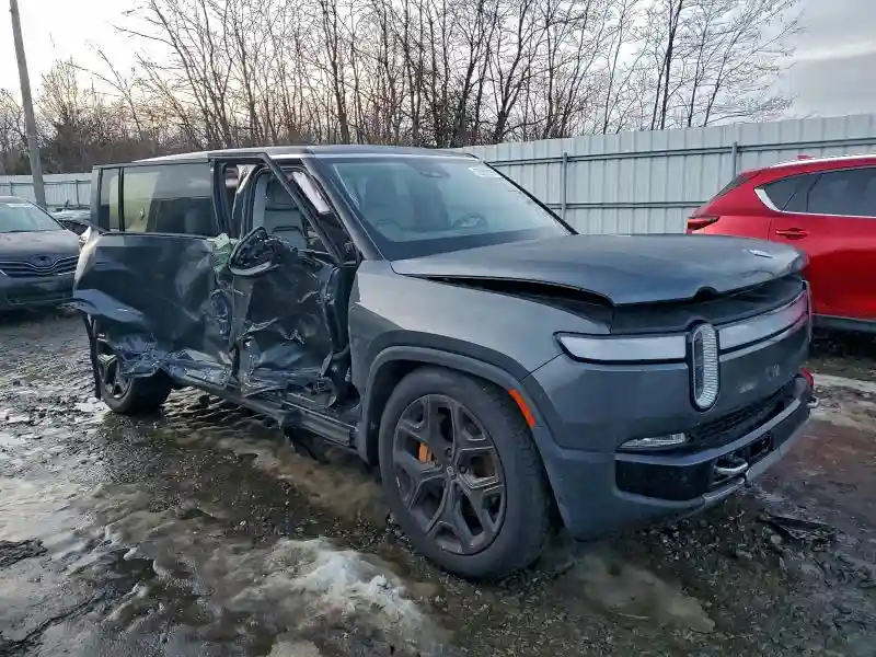7PDSGABA3PN029157 2023 RIVIAN RIS-3