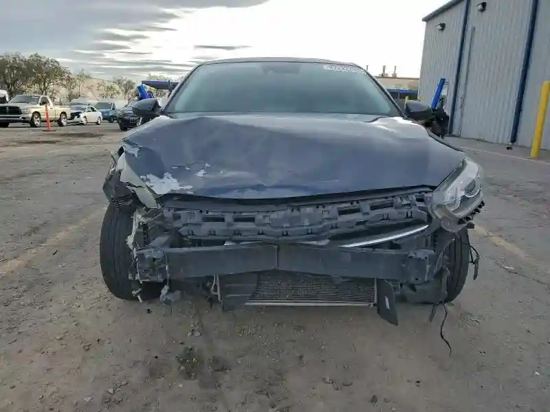 3KPF24AD9KE108785 2019 KIA FORTE-4