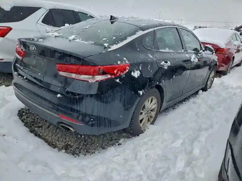 5XXGT4L37GG094177 2016 KIA OPTIMA-2