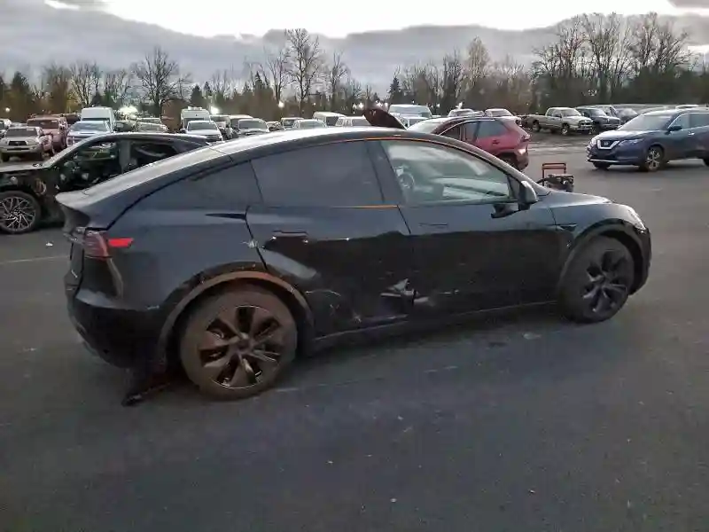 7SAYGDEE8SF299108 2025 TESLA MODEL Y-2