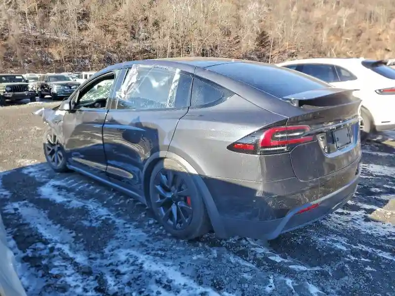 7SAXCBE60RF438677 2024 TESLA MODEL X-1