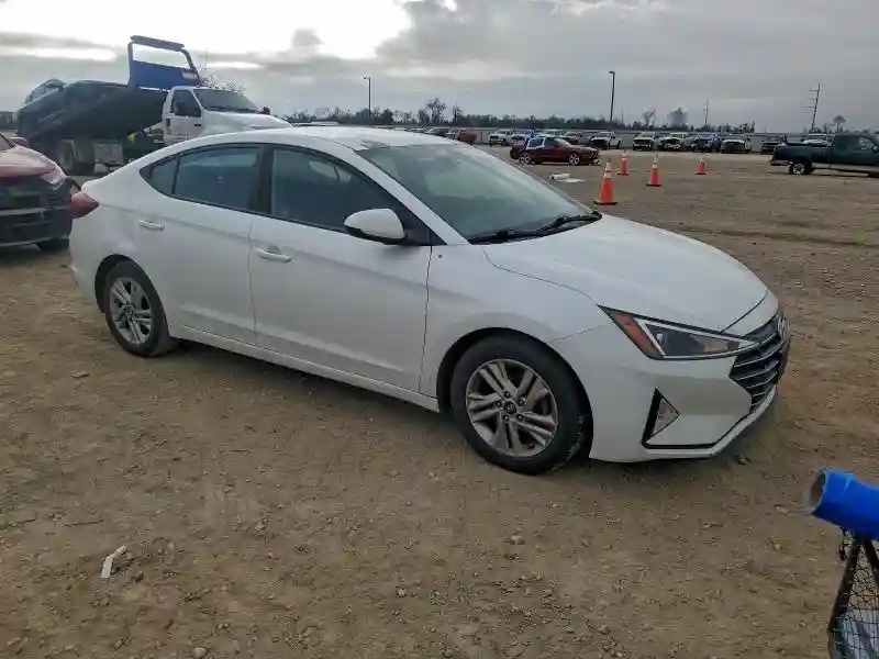5NPD84LF4LH551864 2020 HYUNDAI ELANTRA-3